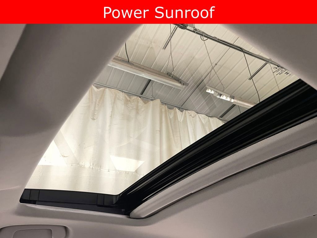 Used 2024 Honda Accord Touring image 5