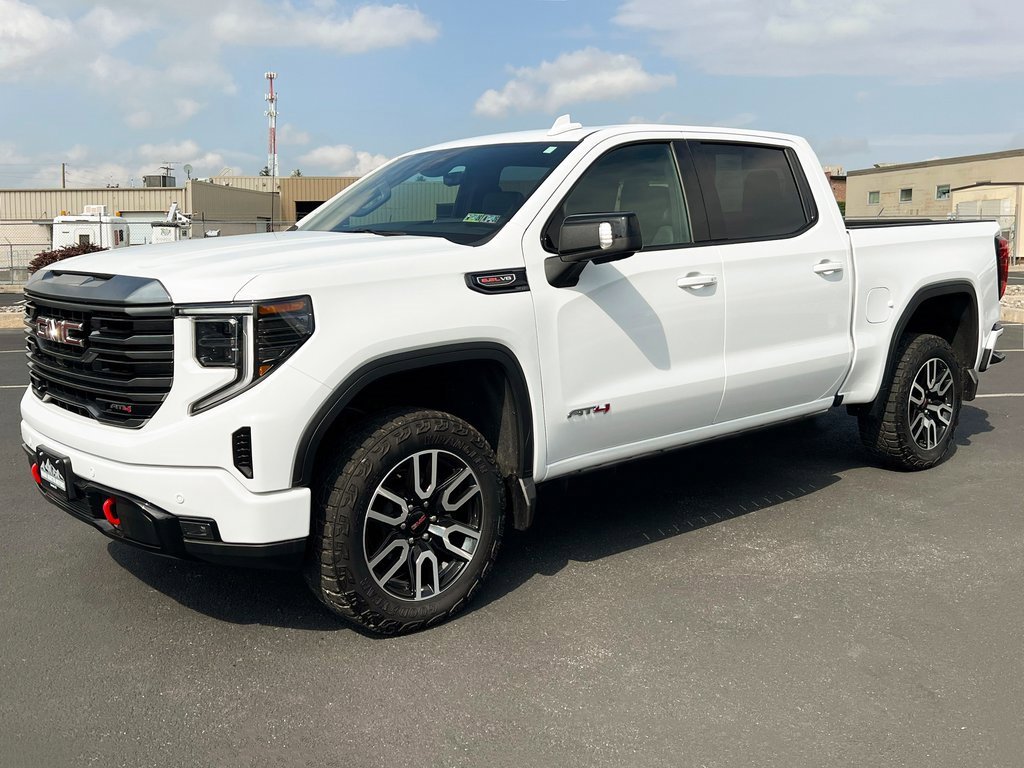 Used 2024 GMC Sierra 1500 AT4 w/ Technology Package image 14