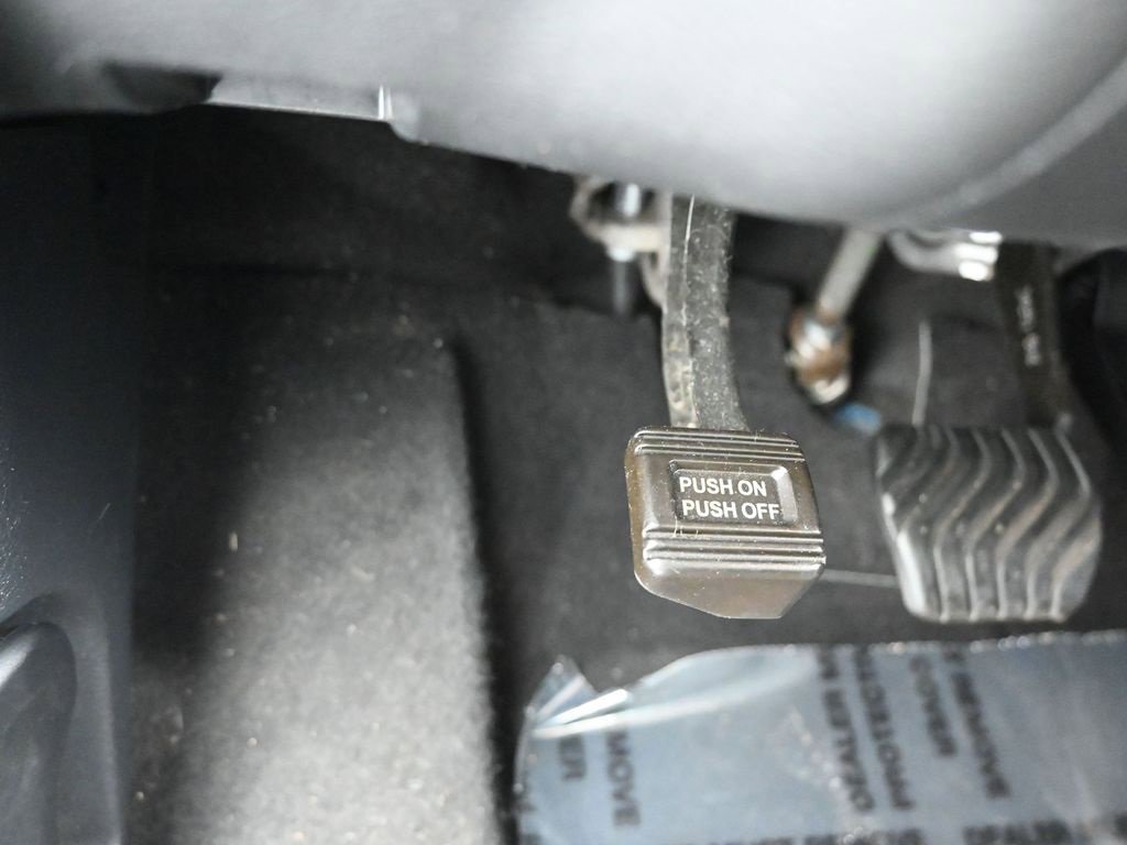 Used 2022 Nissan Sentra SV image 21