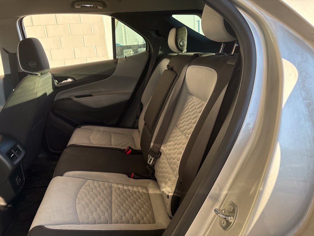 Used 2020 Chevrolet Equinox LS w/ LPO, Floor Liner Package FWD image 6