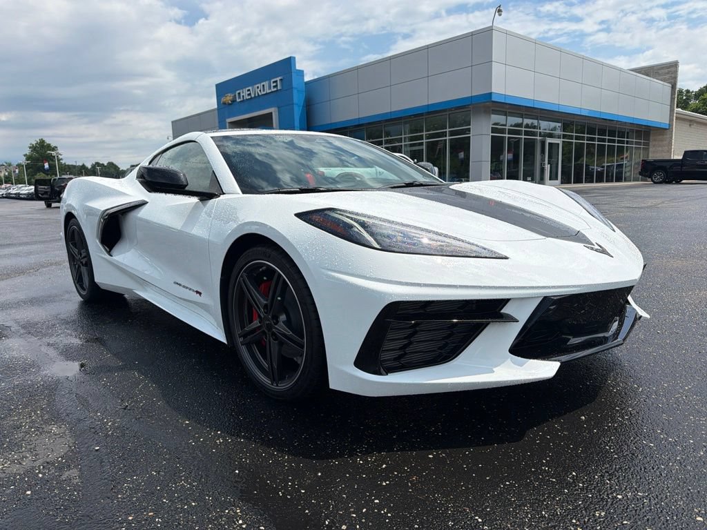 New 2026 Chevrolet Corvette Stingray Preferred Cpe RWD image 2