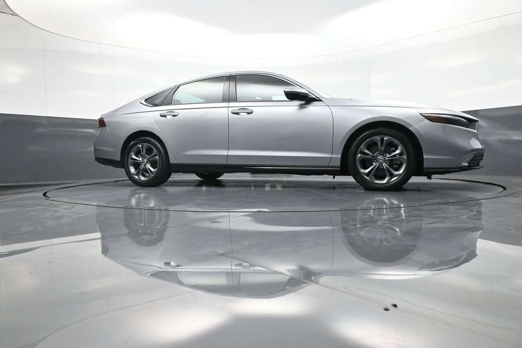 Used 2023 Honda Accord EX-L image 28