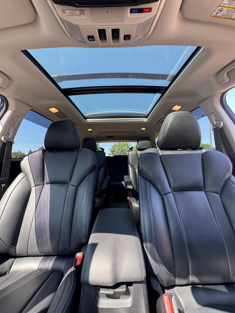 Used 2022 Subaru Ascent Limited w/ Technology Package AWD/4WD image 24