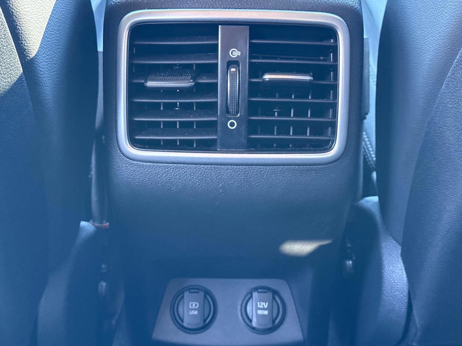Used 2022 Kia Sportage EX image 19