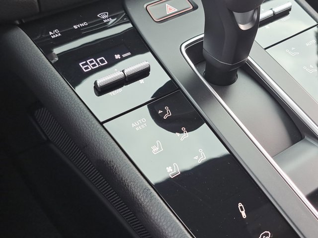 Certified 2023 Porsche Macan GTS image 35