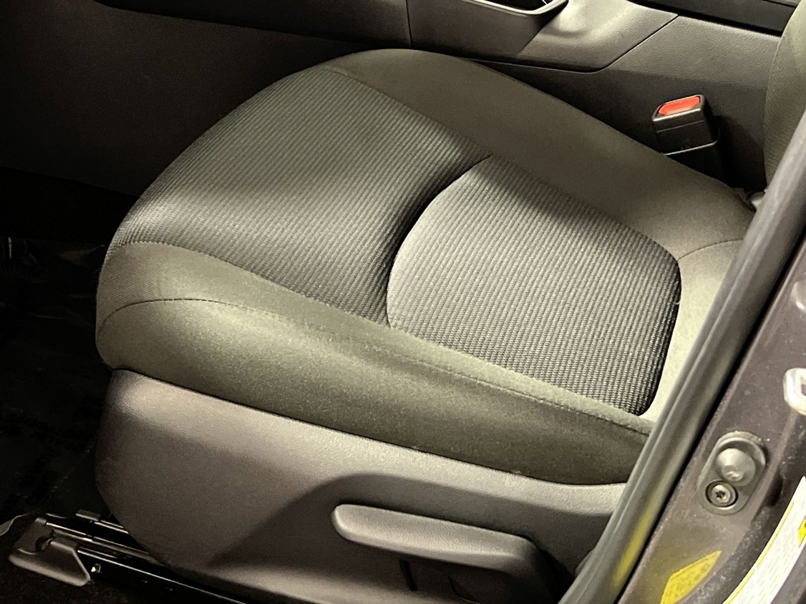 Used 2025 Toyota RAV4 LE image 14