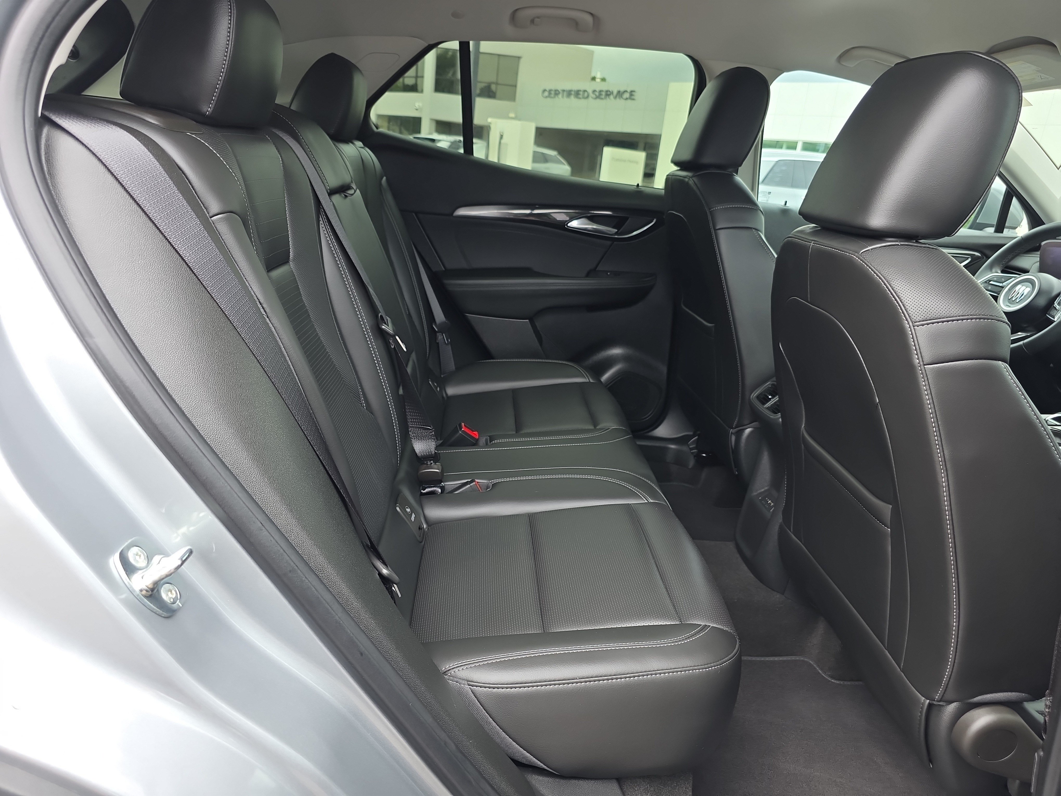 Used 2025 Buick Envision Preferred AWD/4WD image 14