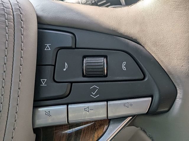 Used 2021 Cadillac Escalade Premium Luxury Platinum AWD/4WD image 28