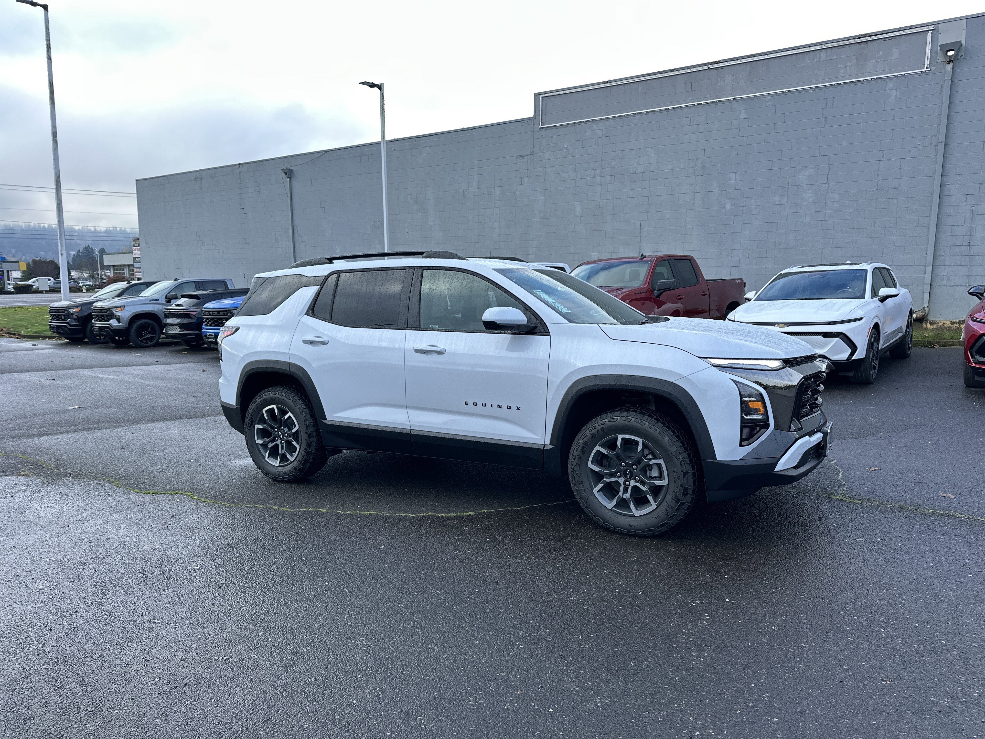 New 2026 Chevrolet Equinox ACTIV image 7