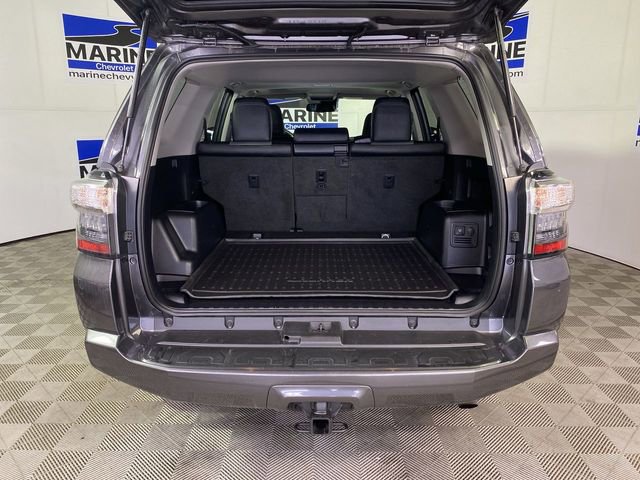 Used 2022 Toyota 4Runner SR5 Premium w/ Moonroof Package image 32