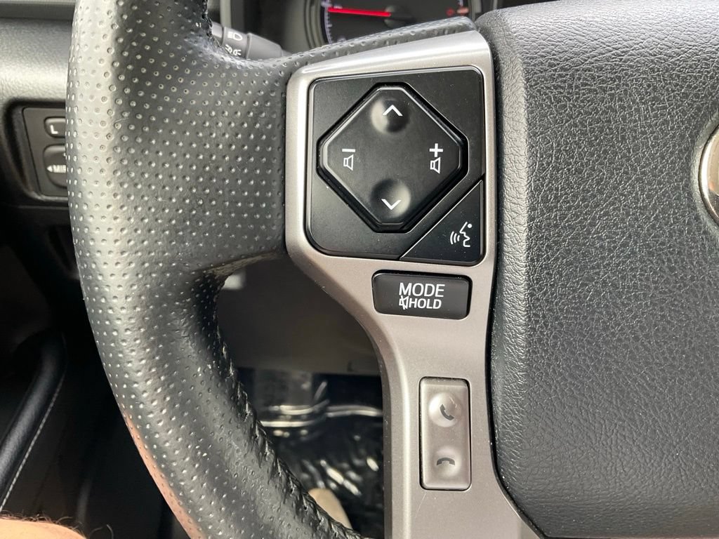 Used 2023 Toyota 4Runner SR5 Premium w/ Moonroof Package AWD/4WD image 12