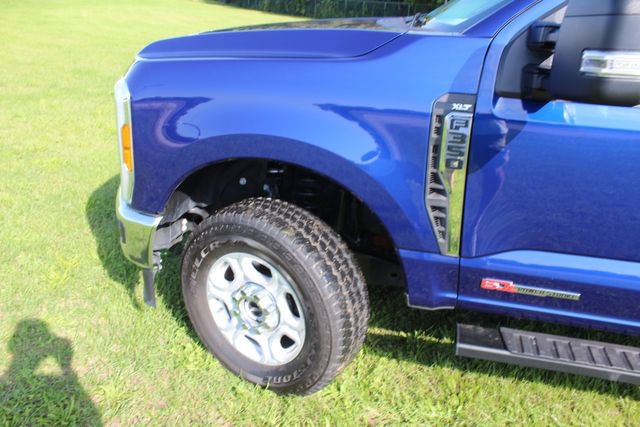 Used 2026 Ford F350 XLT w/ FX4 Off-Road Package AWD/4WD image 13