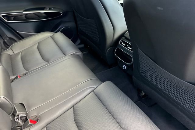 Used 2025 Genesis GV70 2.5T image 18