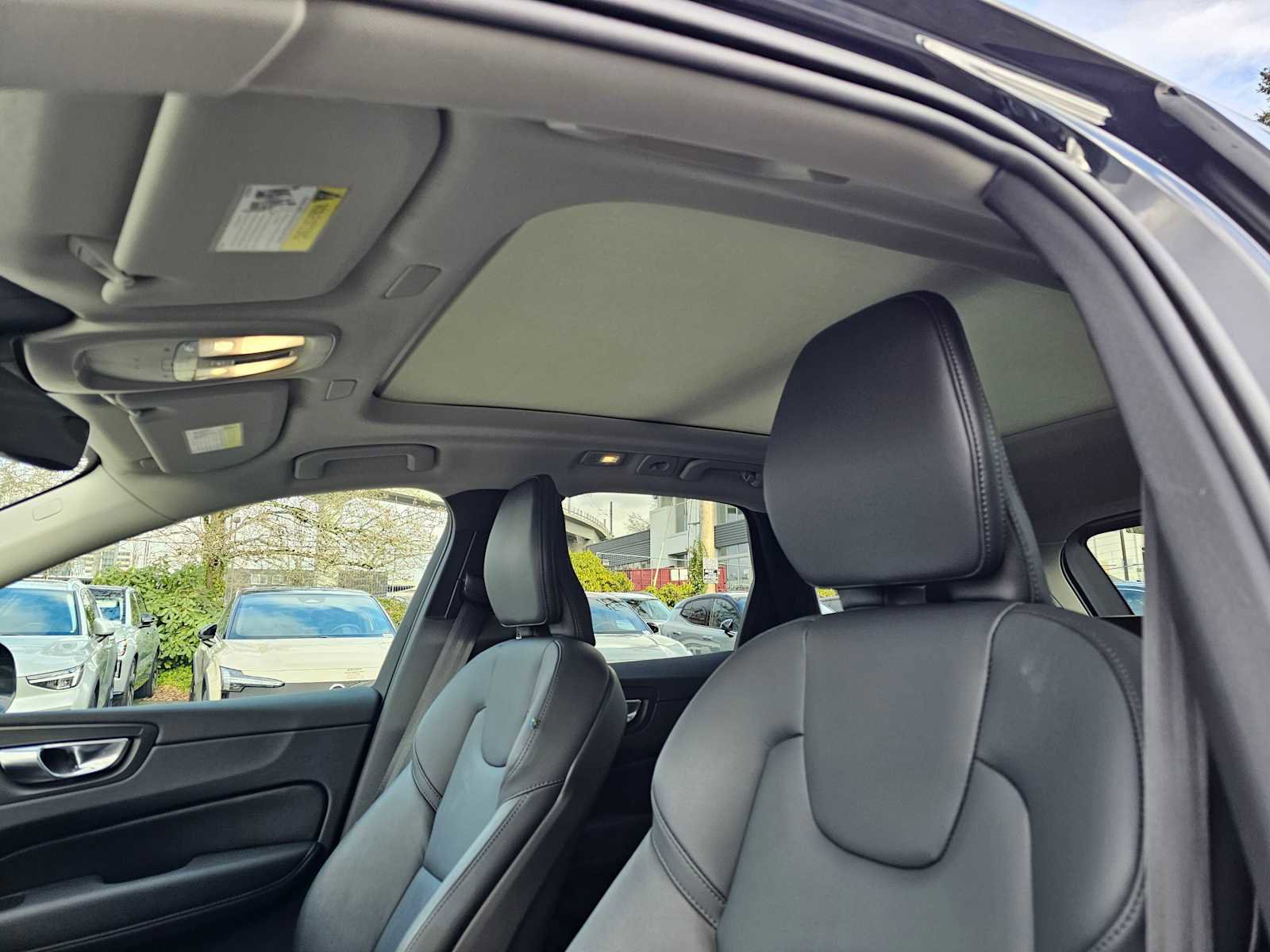 Used 2025 Volvo XC60 B5 Core w/ Climate Package image 26