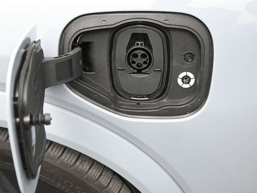 New 2025 Ford Mustang Mach-E GT w/ Interior Protection Package image 10