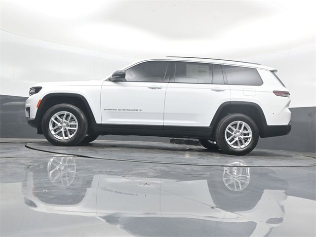 New 2025 Jeep Grand Cherokee L Laredo image 43
