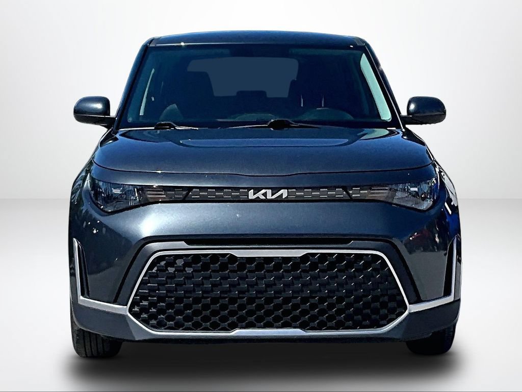Used 2023 Kia Soul LX w/ Option Group 015 FWD image 4