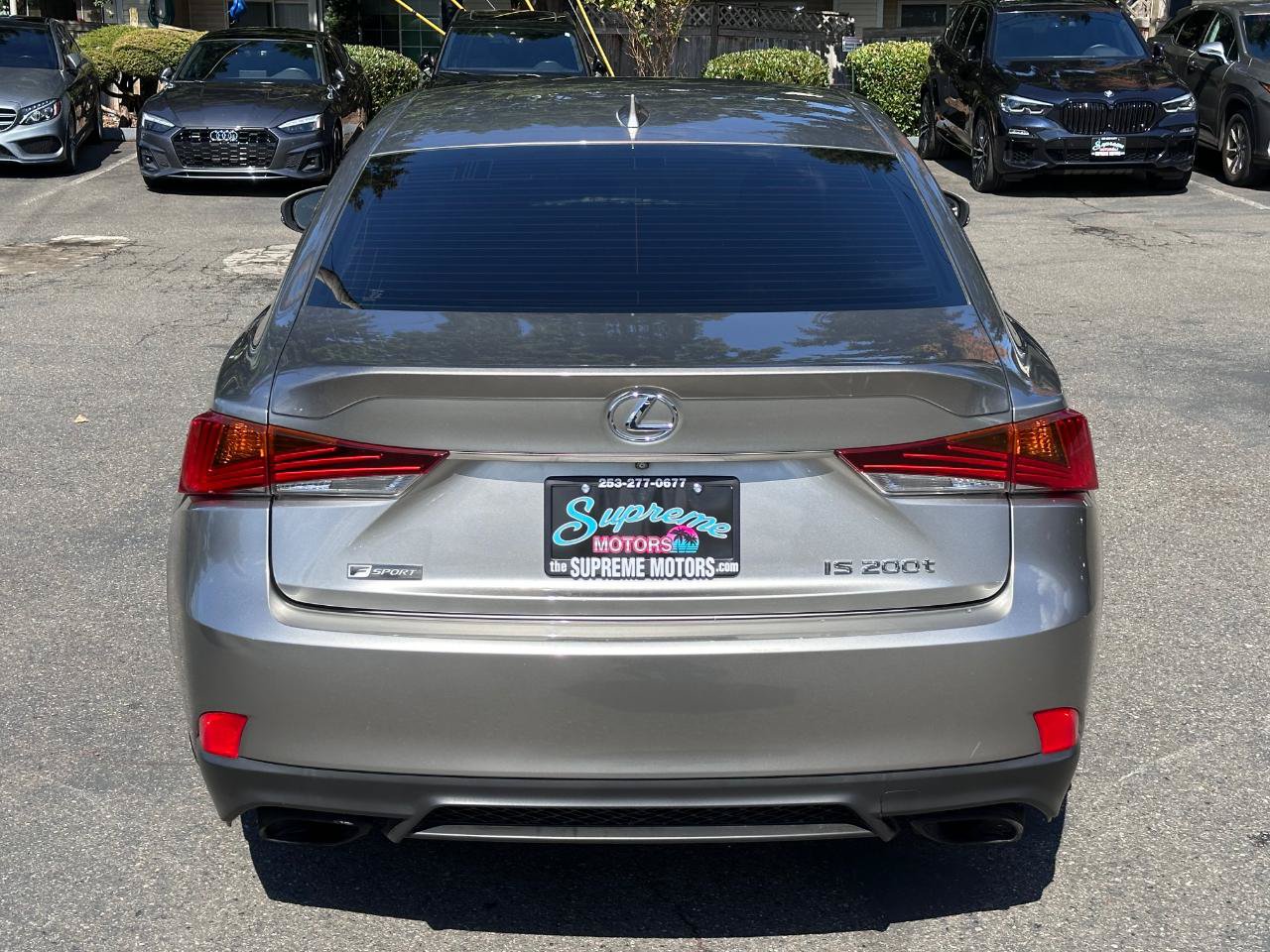 Used 2017 Lexus IS 200t F Sport w/ F Sport Package RWD image 11