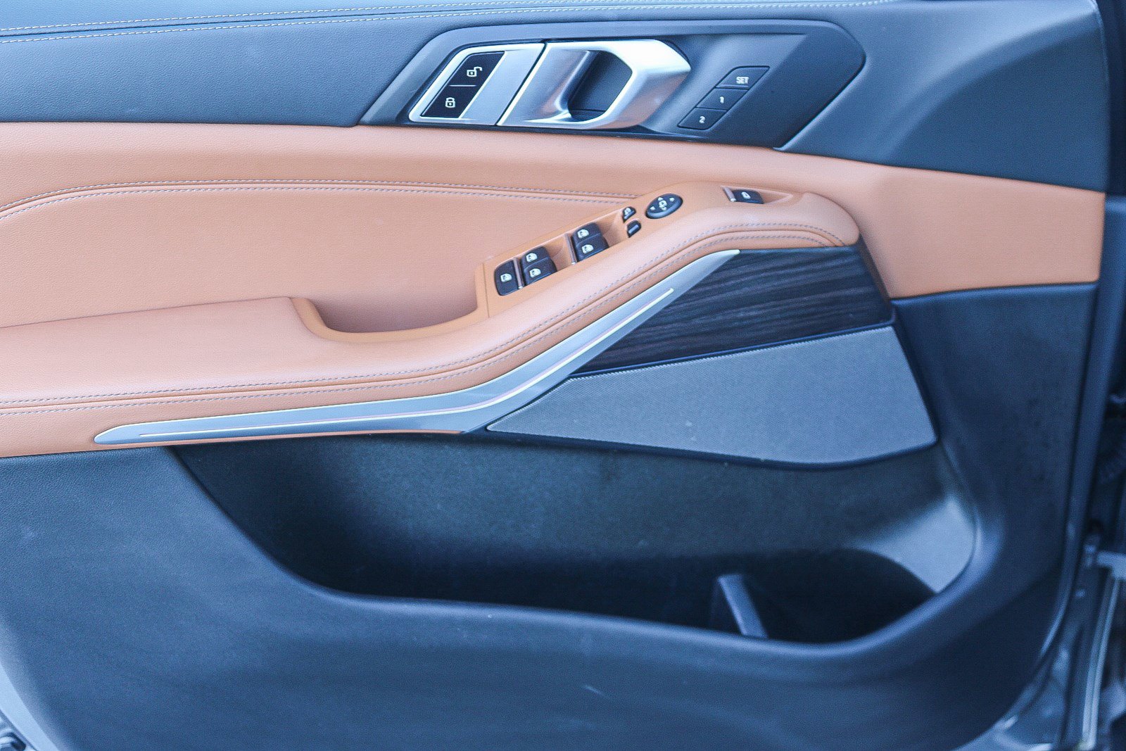 Used 2024 BMW X5 sDrive40i w/ Parking Assistance Package image 22