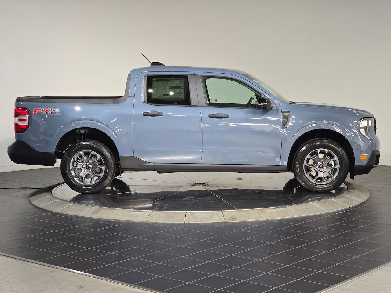 New 2025 Ford Maverick XLT w/ XLT Luxury Package video 3