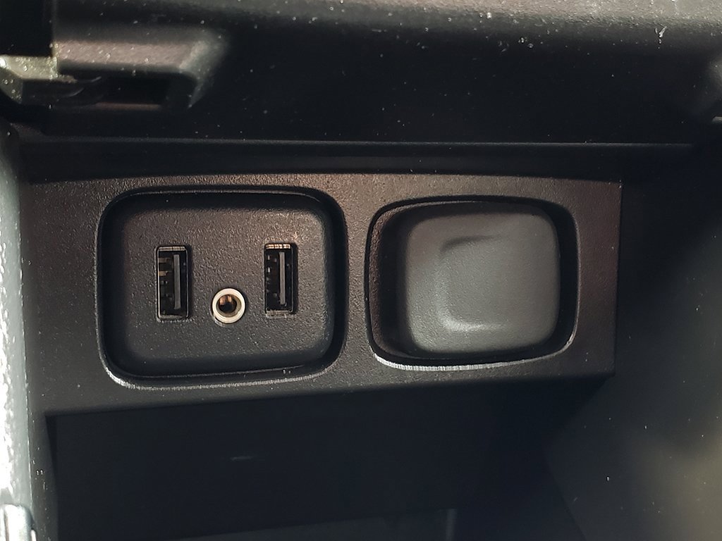 Used 2018 Buick Encore Sport Touring w/ Safety Package image 24