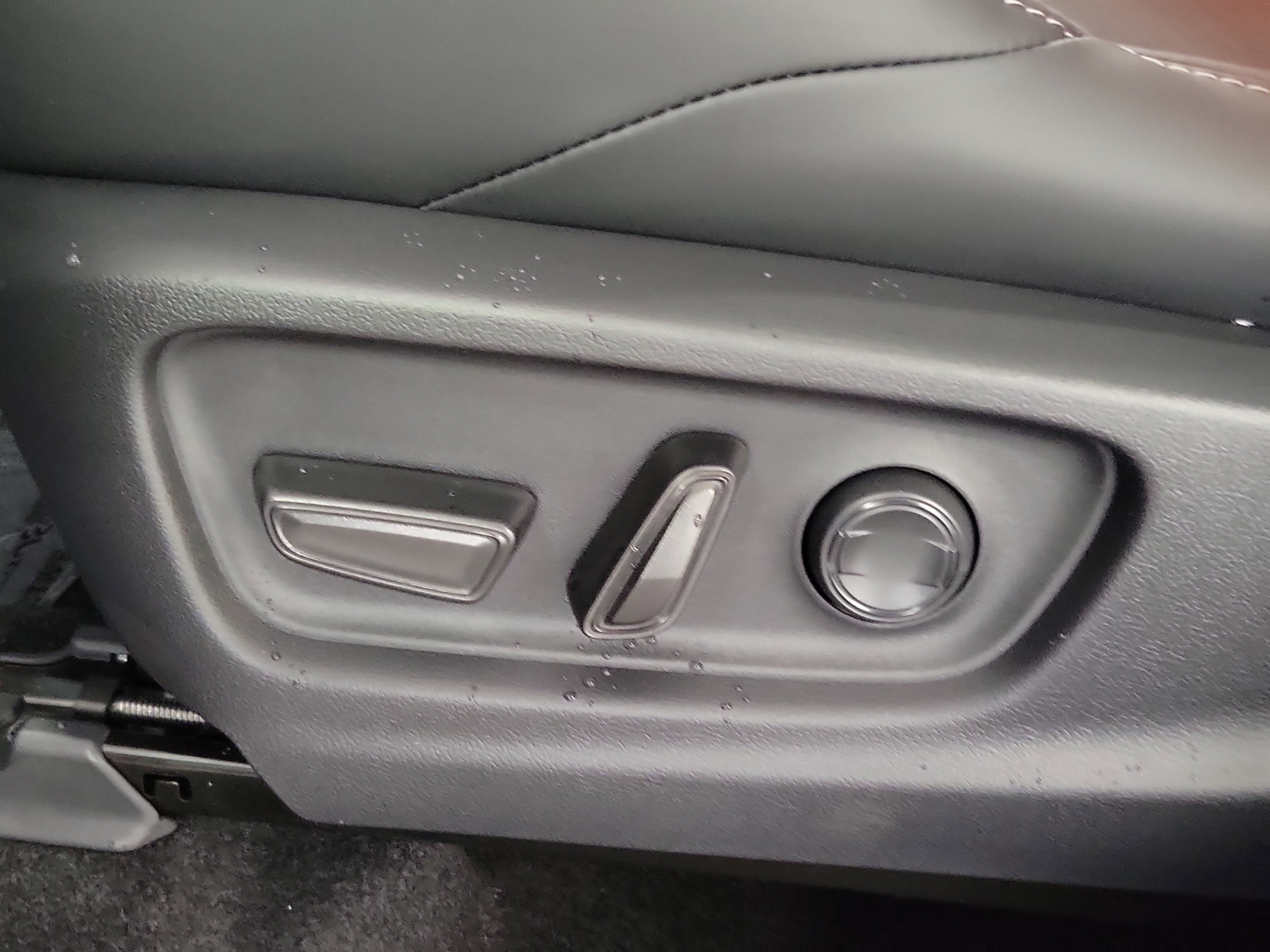 New 2026 Toyota C-HR w/ Cold Weather Package AWD/4WD image 21