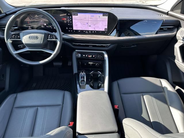 Certified 2025 Audi Q5 Premium w/ Convenience Package AWD/4WD image 14
