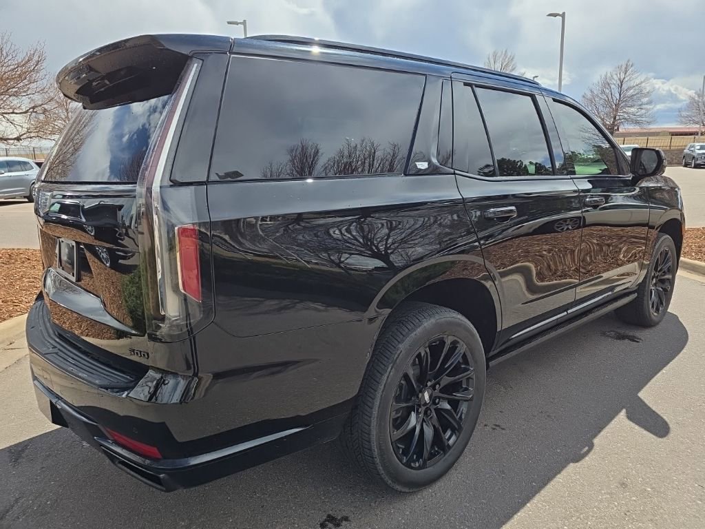 Used 2022 Cadillac Escalade Sport Platinum w/ LPO, ONYX Package image 6