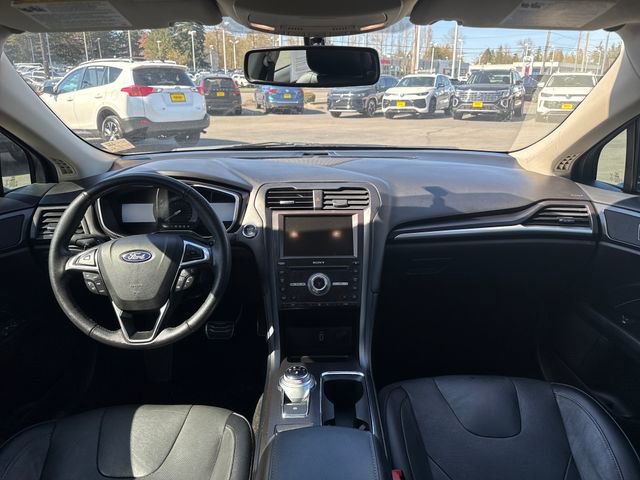 Used 2018 Ford Fusion Titanium image 13