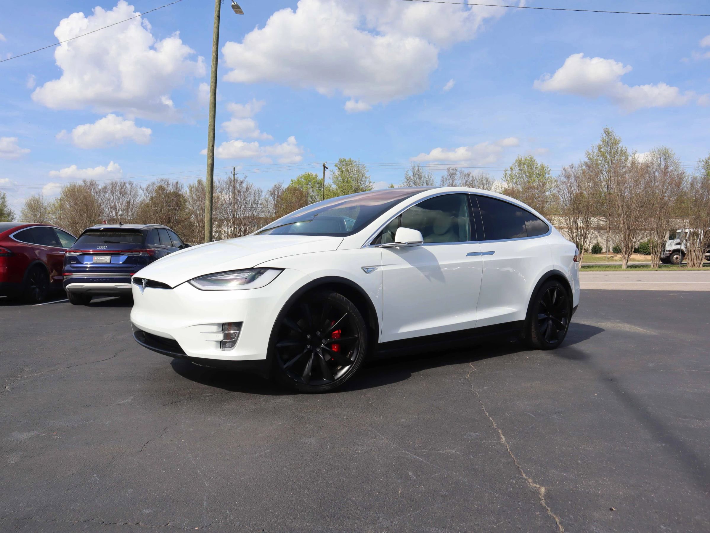 Used 2016 Tesla Model X Performance image 8