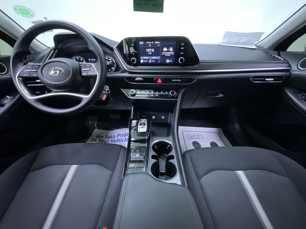 Used 2023 Hyundai Sonata SE w/ Preferred Accessory Package image 17