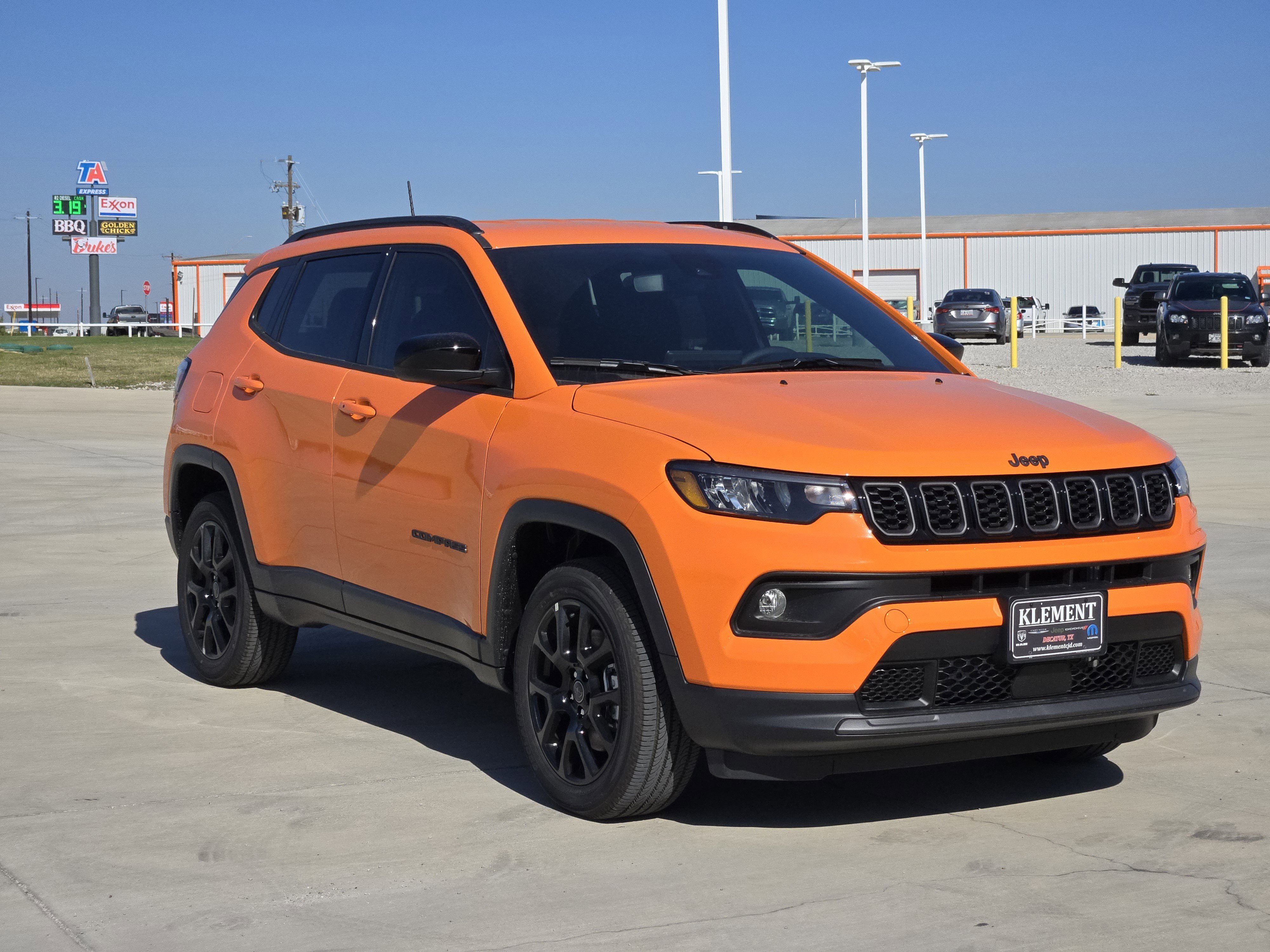 New 2026 Jeep Compass Latitude AWD/4WD image 3