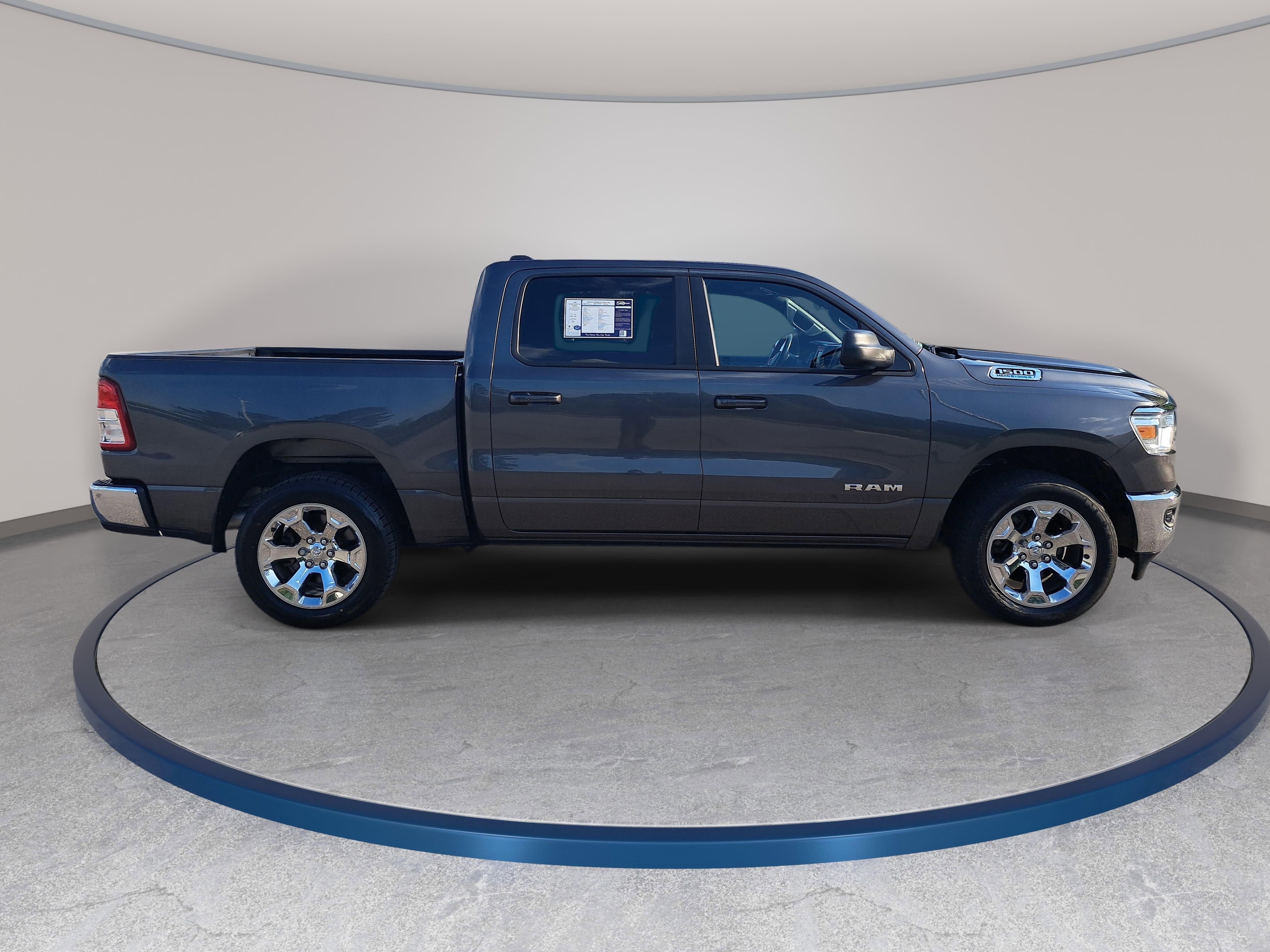 Used 2022 RAM 1500 Big Horn AWD/4WD image 4