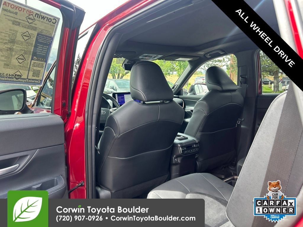 Used 2025 Toyota Grand Highlander AWD Hybrid image 21