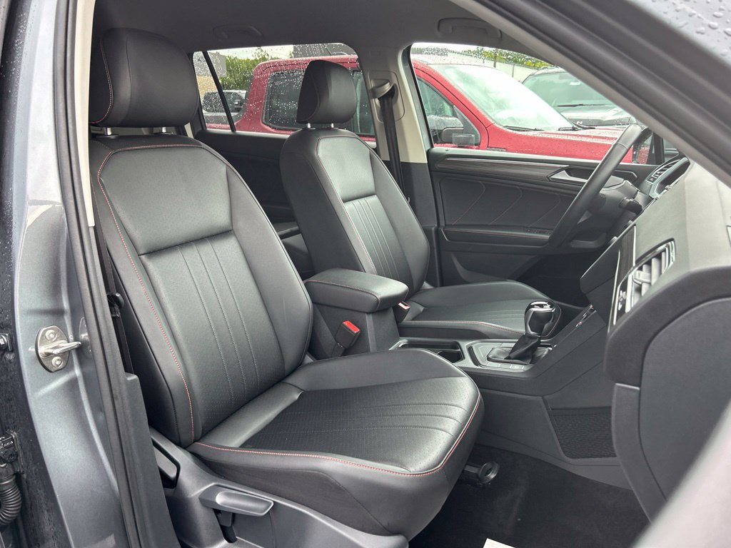 Used 2024 Volkswagen Tiguan Wolfsburg Edition FWD image 52
