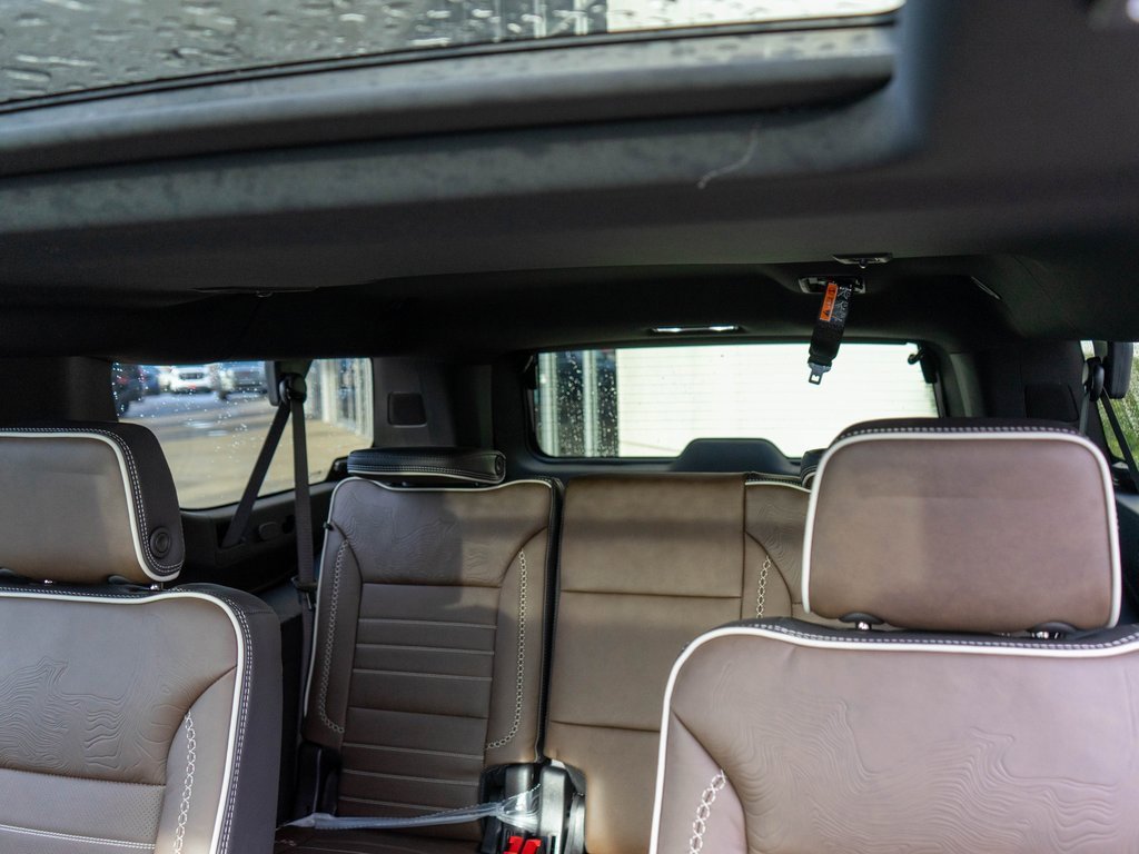 New 2026 GMC Yukon XL Denali Ultimate image 13