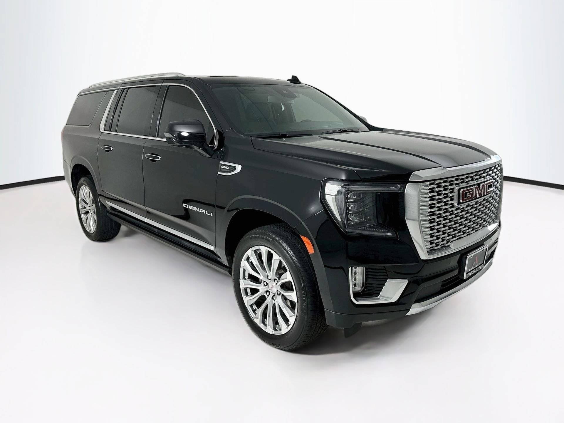 Used 2024 GMC Yukon XL Denali w/ LPO, Floor Liner Package