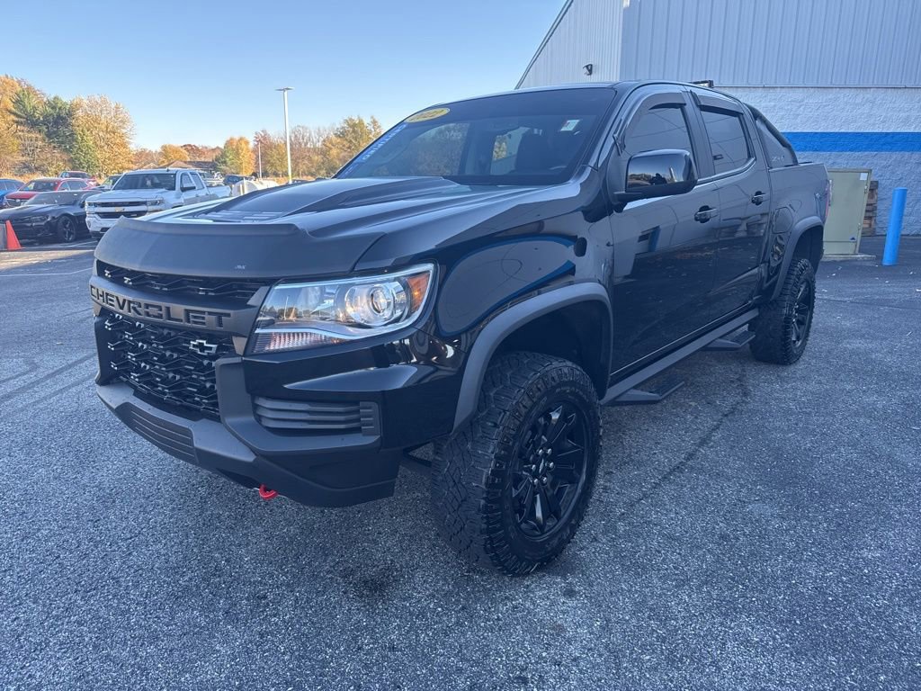 Used 2022 Chevrolet Colorado ZR2 w/ ZR2 Midnight Special Edition image 7