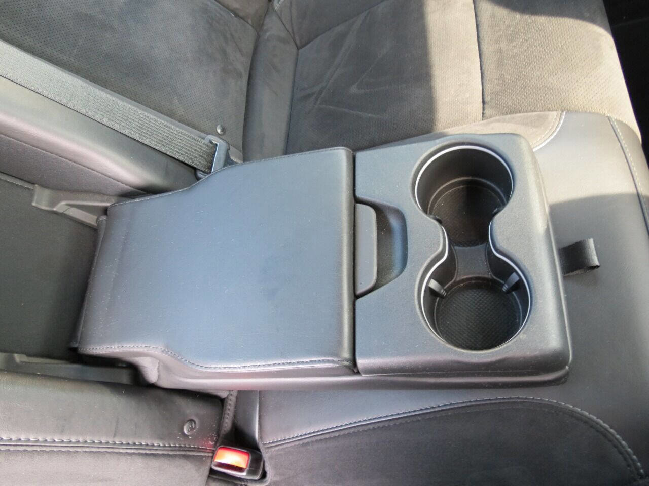 Used 2018 Dodge Charger GT image 30