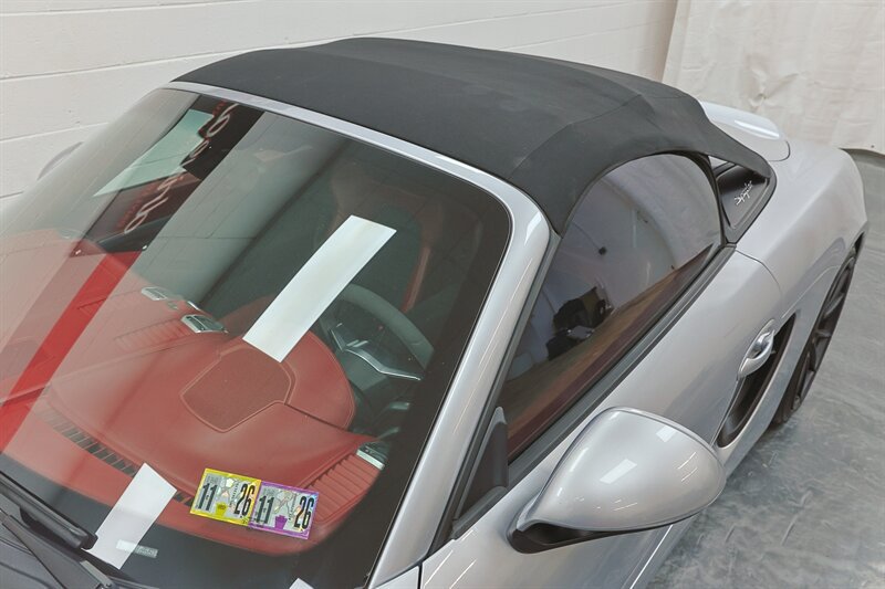 Used 2016 Porsche Boxster Spyder RWD image 43
