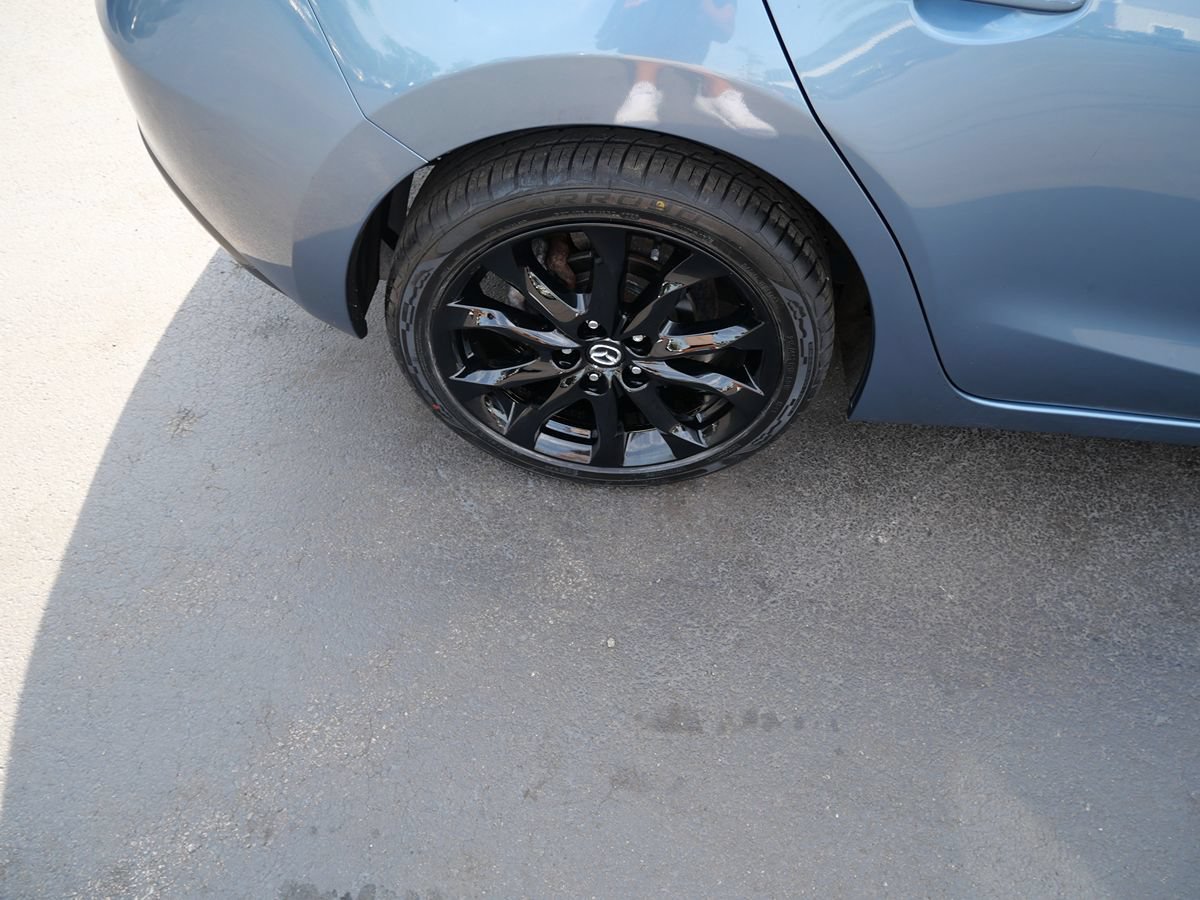 Used 2014 MAZDA MAZDA3 s Touring FWD image 33