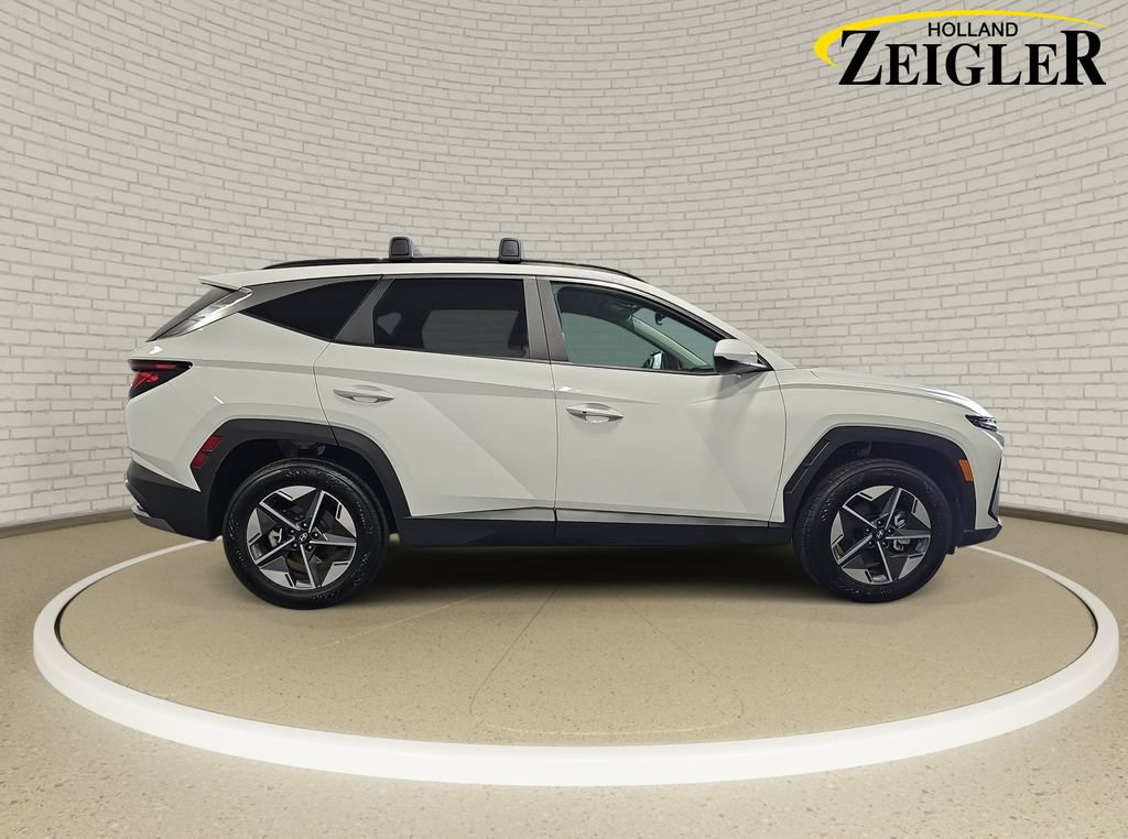 Used 2026 Hyundai Tucson SEL Plus AWD/4WD image 4