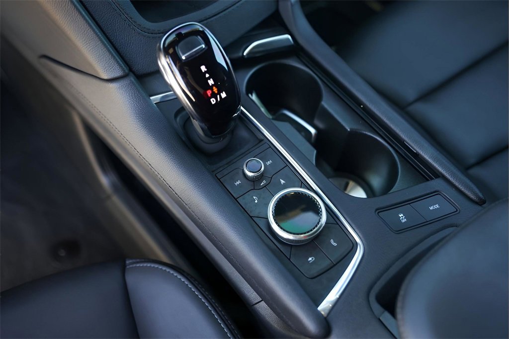 Certified 2023 Cadillac XT6 Premium Luxury w/ Technology Package image 21