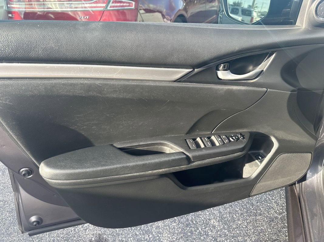 Used 2021 Honda Civic Sport image 11