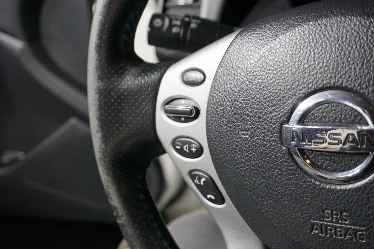 Used 2008 Nissan Altima 3.5 SE w/ Premium Pkg FWD image 12