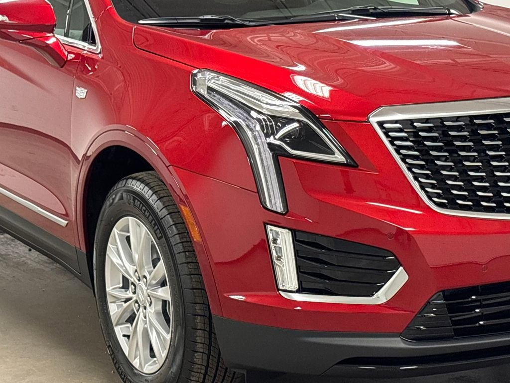 New 2026 Cadillac XT5 Luxury w/ LPO, Floor Liner Package image 4