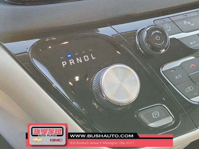 Used 2023 Chrysler Pacifica Touring-L image 30