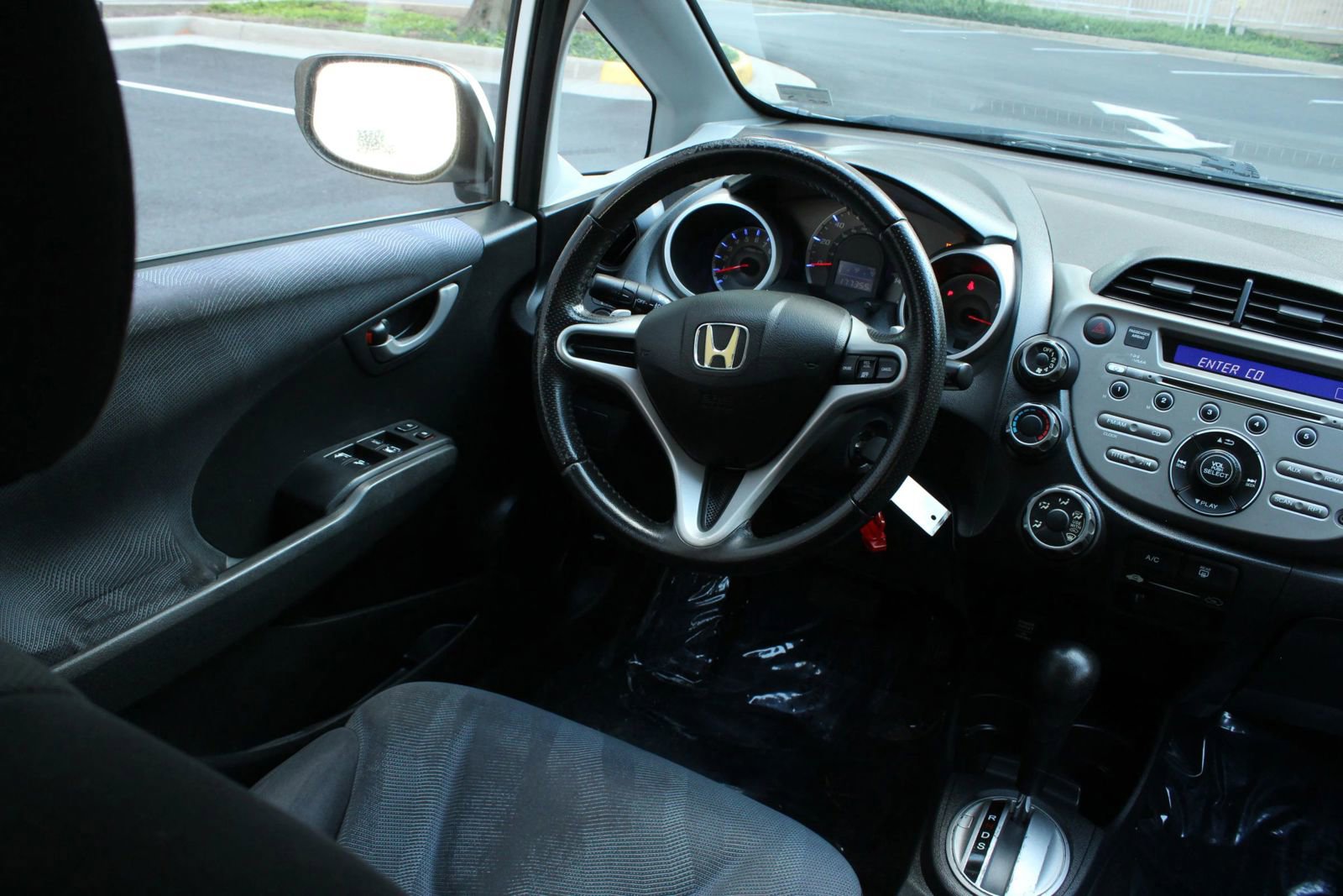 Used 2010 Honda Fit Sport image 19