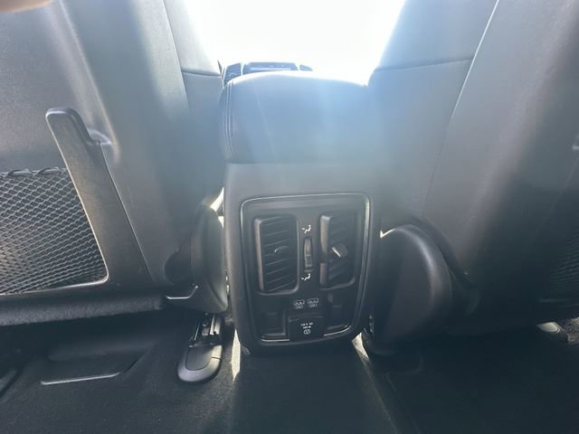 Used 2019 Jeep Grand Cherokee Limited w/ Trailer Tow Group IV AWD/4WD image 24