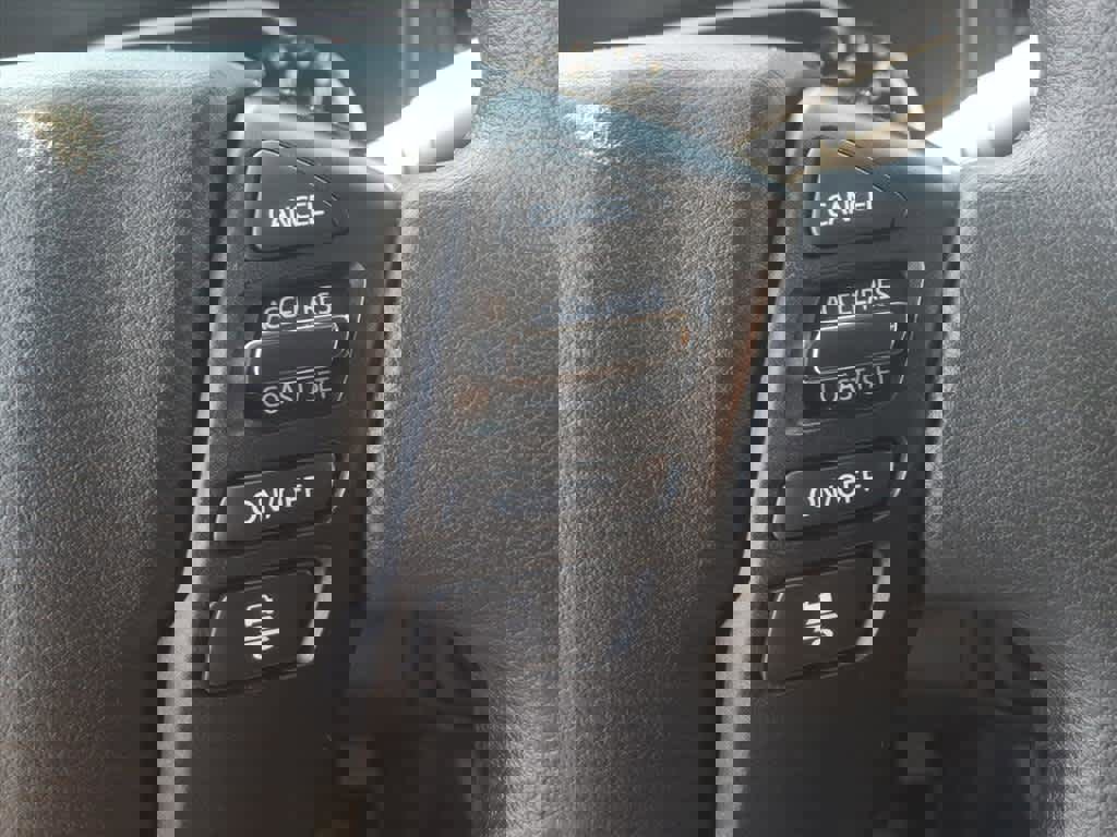 Used 2022 Nissan Frontier S w/ Technology Package image 8